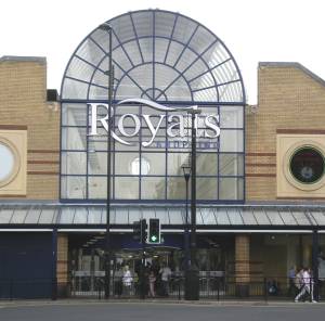 The Royals, Southend High Street