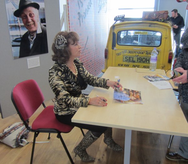 Sue Holderness signing autographs